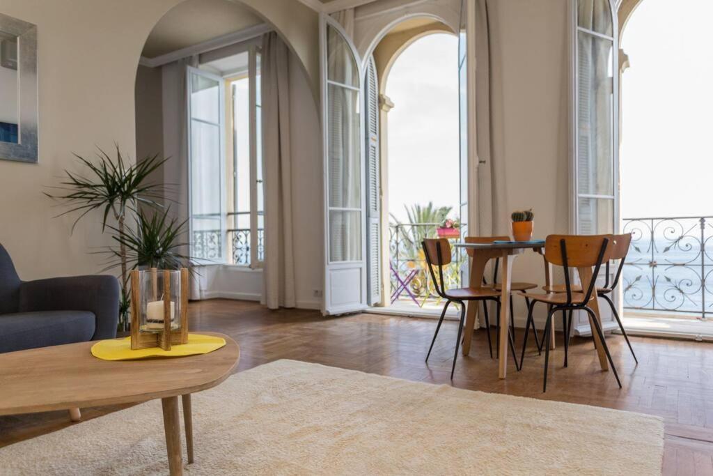Etats Unis 894 - Stunning On Sea Front W Ac Apartment *